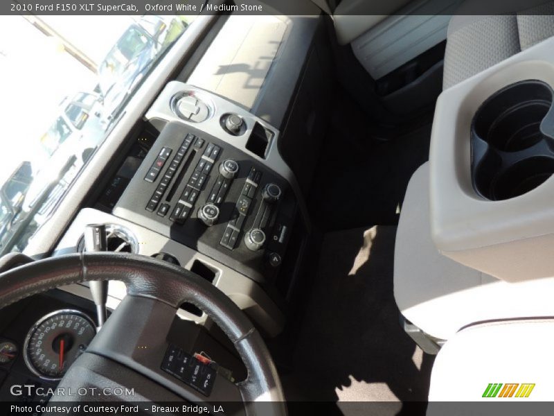 Oxford White / Medium Stone 2010 Ford F150 XLT SuperCab