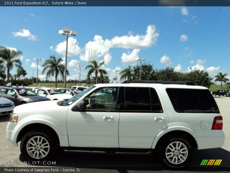 Oxford White / Stone 2011 Ford Expedition XLT