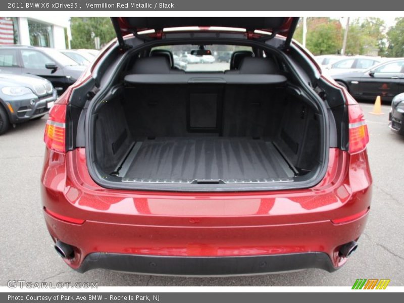  2011 X6 xDrive35i Trunk
