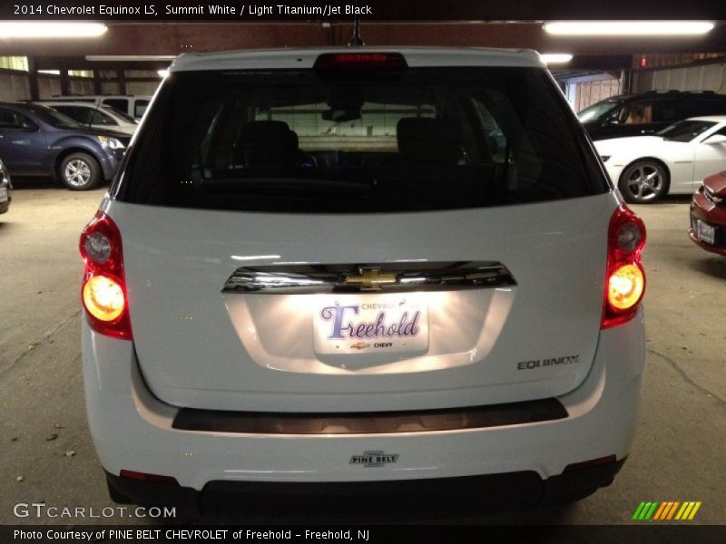 Summit White / Light Titanium/Jet Black 2014 Chevrolet Equinox LS