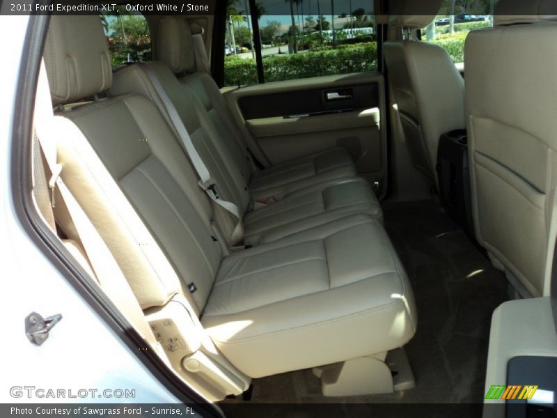 Oxford White / Stone 2011 Ford Expedition XLT