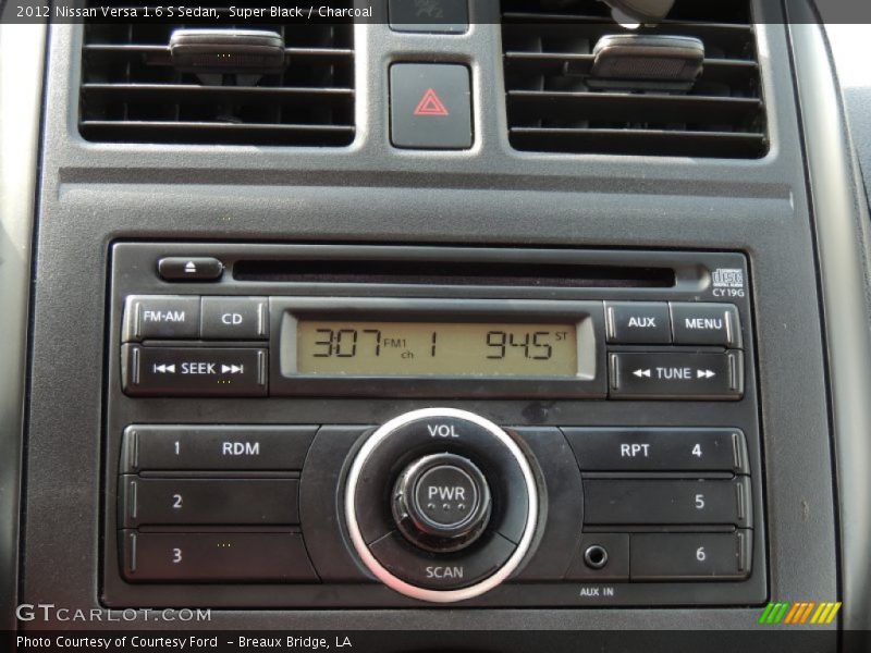 Super Black / Charcoal 2012 Nissan Versa 1.6 S Sedan