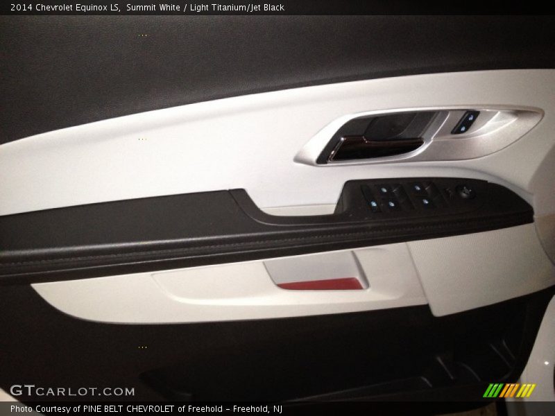 Summit White / Light Titanium/Jet Black 2014 Chevrolet Equinox LS