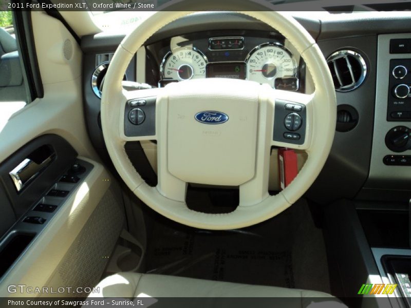 Oxford White / Stone 2011 Ford Expedition XLT