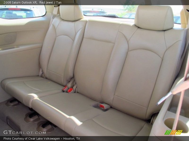 Red Jewel / Tan 2008 Saturn Outlook XR