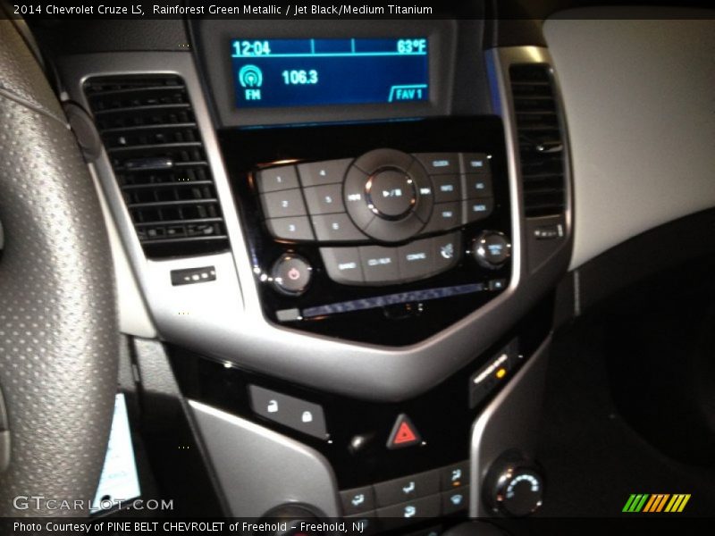 Rainforest Green Metallic / Jet Black/Medium Titanium 2014 Chevrolet Cruze LS