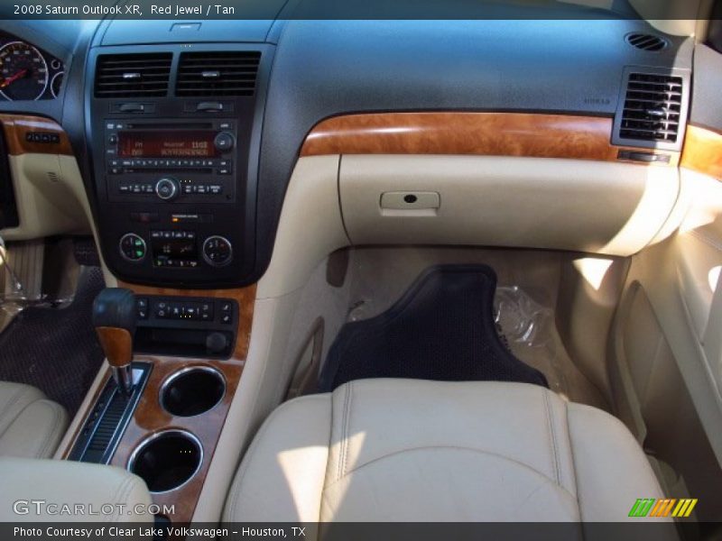 Red Jewel / Tan 2008 Saturn Outlook XR