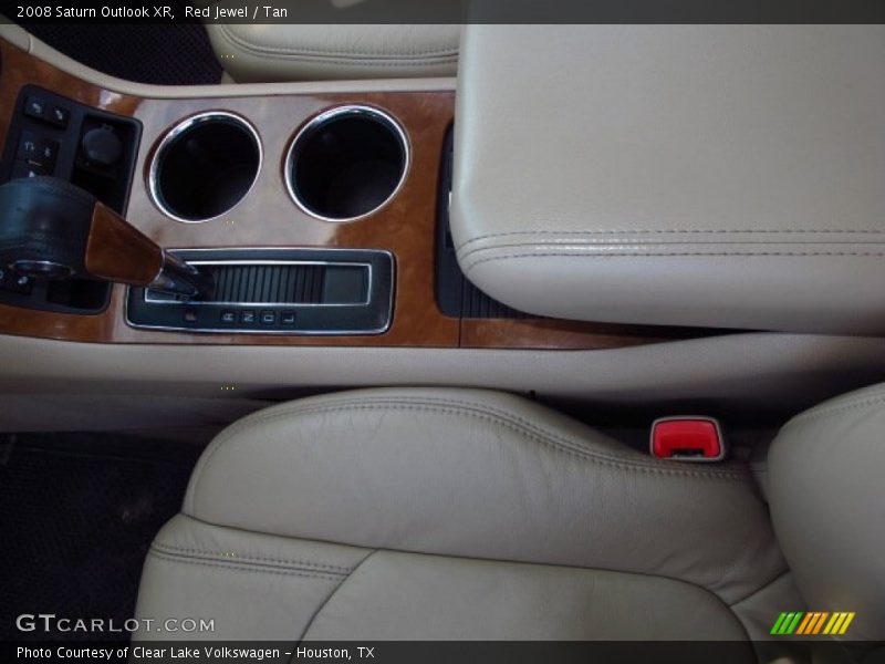 Red Jewel / Tan 2008 Saturn Outlook XR