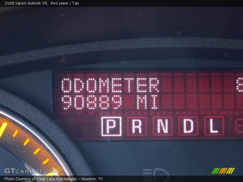 Red Jewel / Tan 2008 Saturn Outlook XR