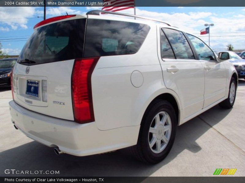White Diamond Pearl / Light Neutral 2004 Cadillac SRX V6