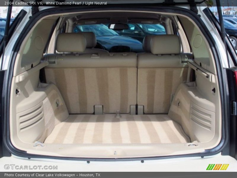 White Diamond Pearl / Light Neutral 2004 Cadillac SRX V6