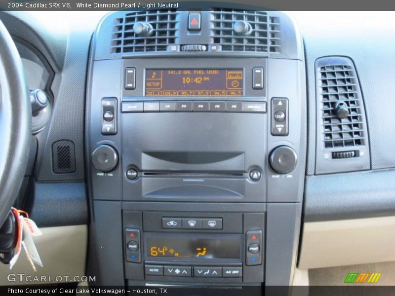 White Diamond Pearl / Light Neutral 2004 Cadillac SRX V6