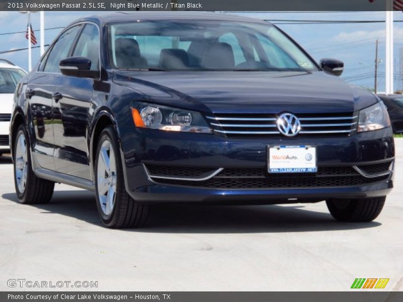 Night Blue Metallic / Titan Black 2013 Volkswagen Passat 2.5L SE