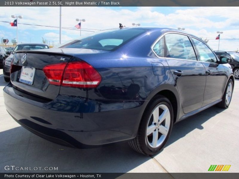 Night Blue Metallic / Titan Black 2013 Volkswagen Passat 2.5L SE