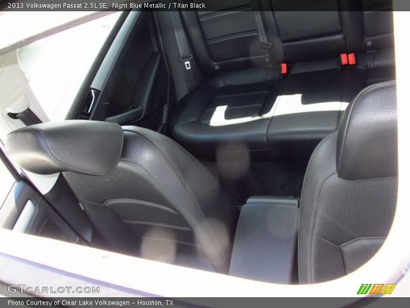 Night Blue Metallic / Titan Black 2013 Volkswagen Passat 2.5L SE