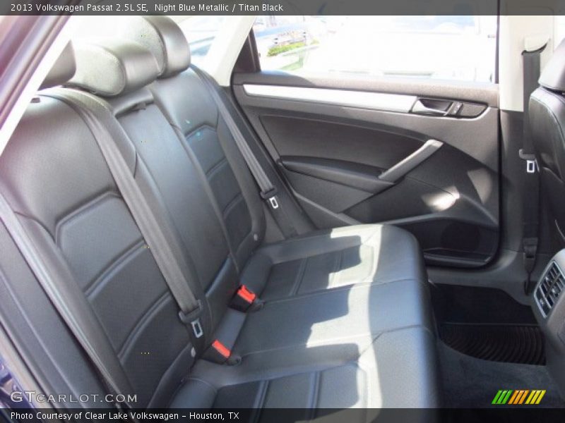 Night Blue Metallic / Titan Black 2013 Volkswagen Passat 2.5L SE