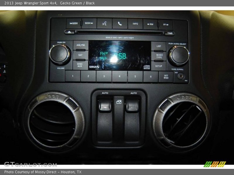 Gecko Green / Black 2013 Jeep Wrangler Sport 4x4
