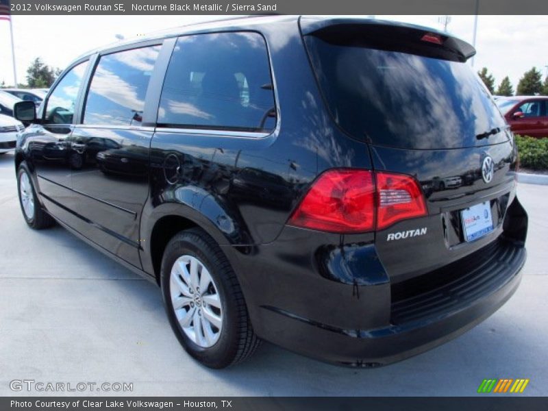 Nocturne Black Metallic / Sierra Sand 2012 Volkswagen Routan SE