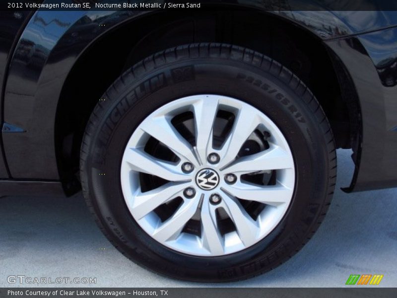 Nocturne Black Metallic / Sierra Sand 2012 Volkswagen Routan SE