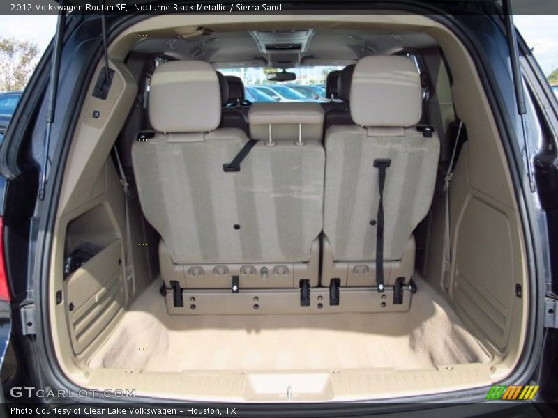 Nocturne Black Metallic / Sierra Sand 2012 Volkswagen Routan SE