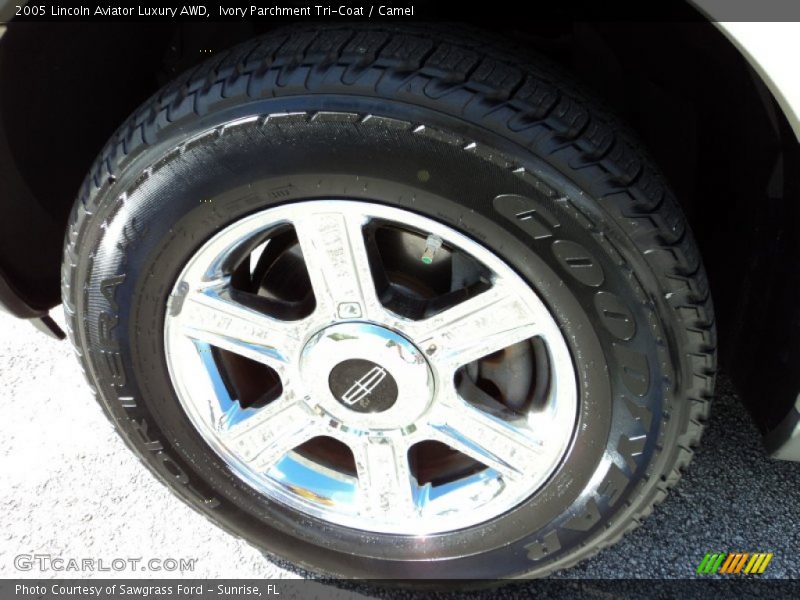 Ivory Parchment Tri-Coat / Camel 2005 Lincoln Aviator Luxury AWD