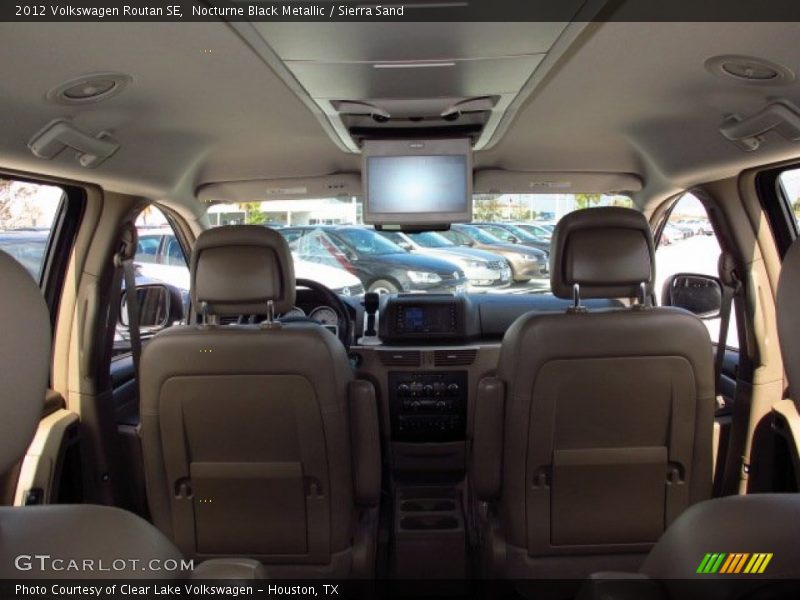 Nocturne Black Metallic / Sierra Sand 2012 Volkswagen Routan SE