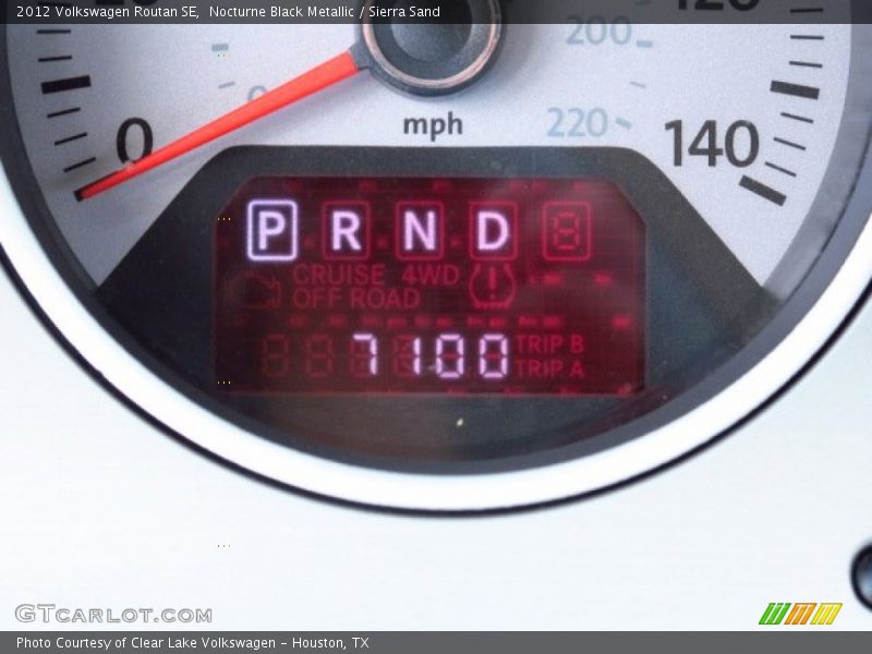 Nocturne Black Metallic / Sierra Sand 2012 Volkswagen Routan SE