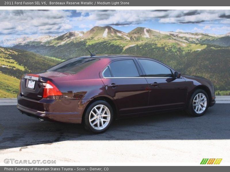 Bordeaux Reserve Metallic / Medium Light Stone 2011 Ford Fusion SEL V6