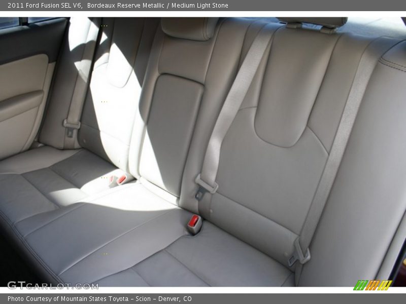 Bordeaux Reserve Metallic / Medium Light Stone 2011 Ford Fusion SEL V6