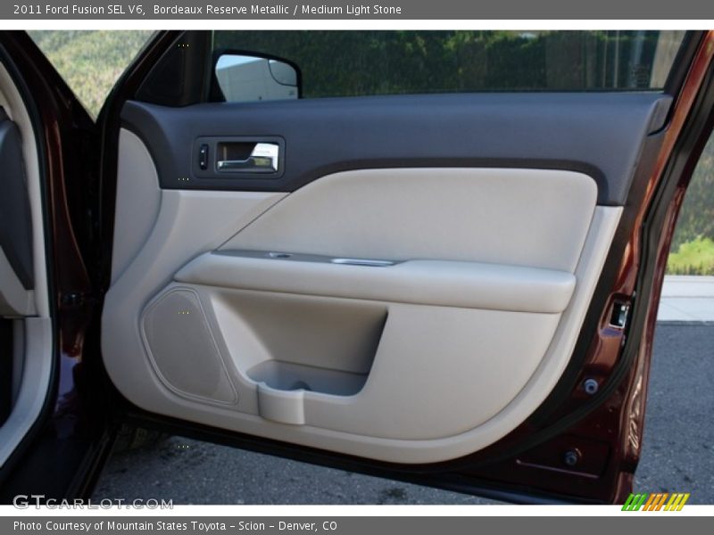 Bordeaux Reserve Metallic / Medium Light Stone 2011 Ford Fusion SEL V6