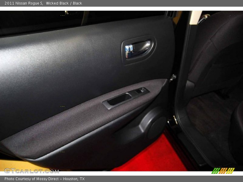 Wicked Black / Black 2011 Nissan Rogue S
