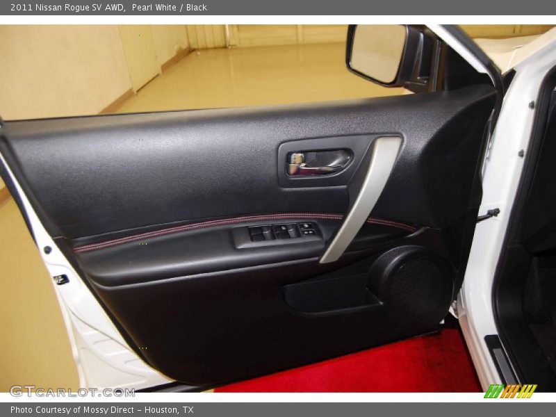 Pearl White / Black 2011 Nissan Rogue SV AWD