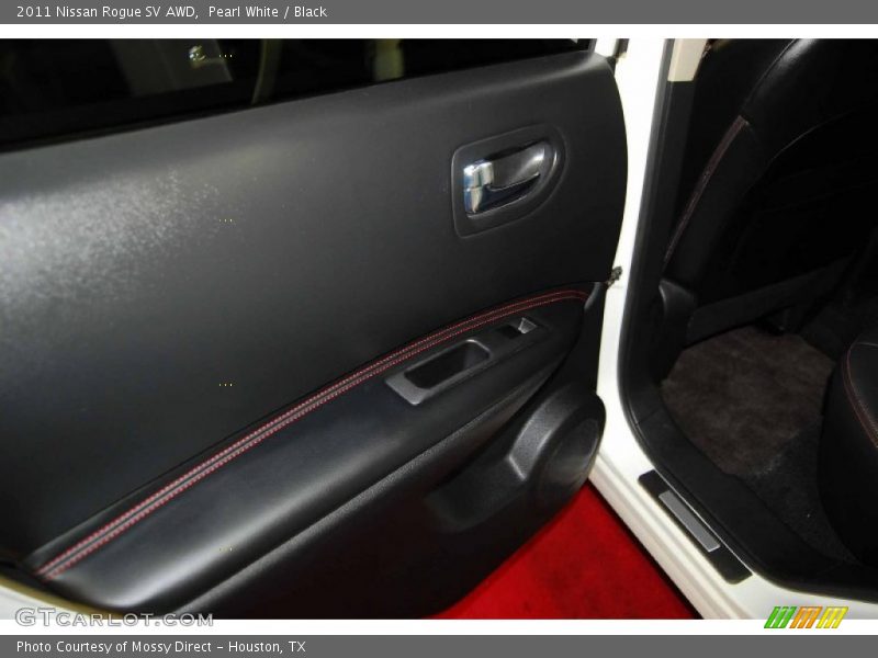 Pearl White / Black 2011 Nissan Rogue SV AWD