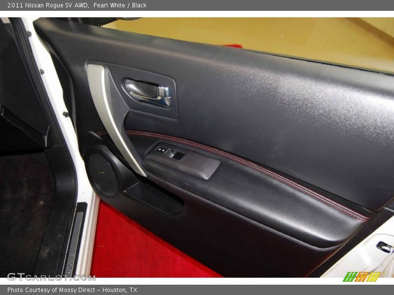 Pearl White / Black 2011 Nissan Rogue SV AWD