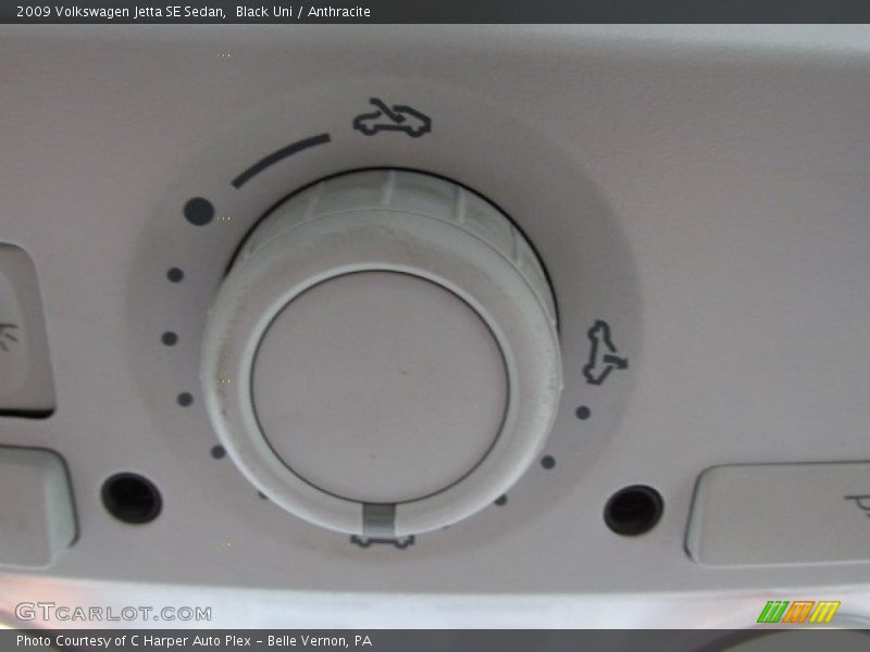 Black Uni / Anthracite 2009 Volkswagen Jetta SE Sedan