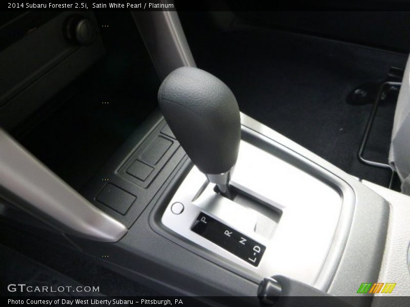 Satin White Pearl / Platinum 2014 Subaru Forester 2.5i