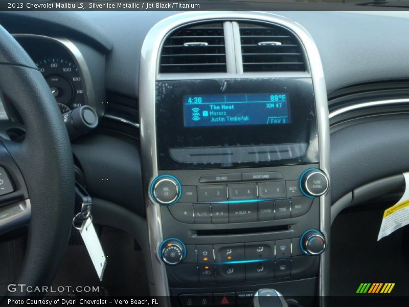 Silver Ice Metallic / Jet Black/Titanium 2013 Chevrolet Malibu LS