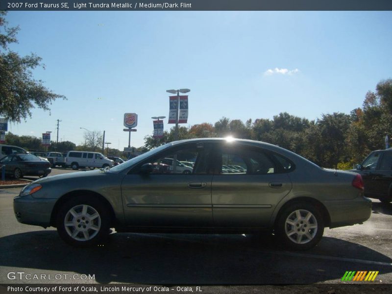 Light Tundra Metallic / Medium/Dark Flint 2007 Ford Taurus SE