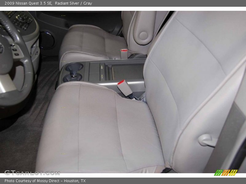 Radiant Silver / Gray 2009 Nissan Quest 3.5 SE