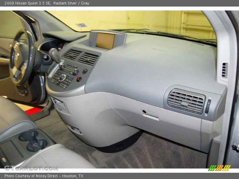 Radiant Silver / Gray 2009 Nissan Quest 3.5 SE