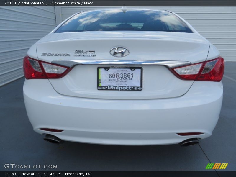 Shimmering White / Black 2011 Hyundai Sonata SE