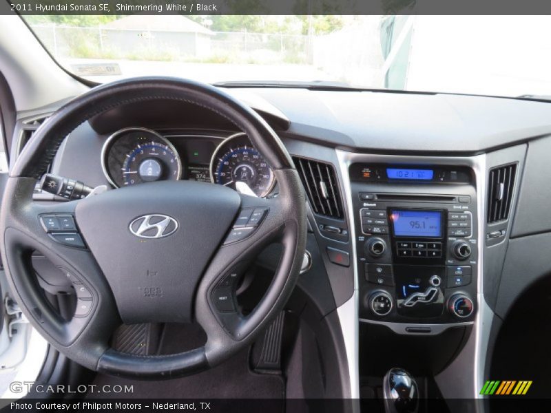 Shimmering White / Black 2011 Hyundai Sonata SE