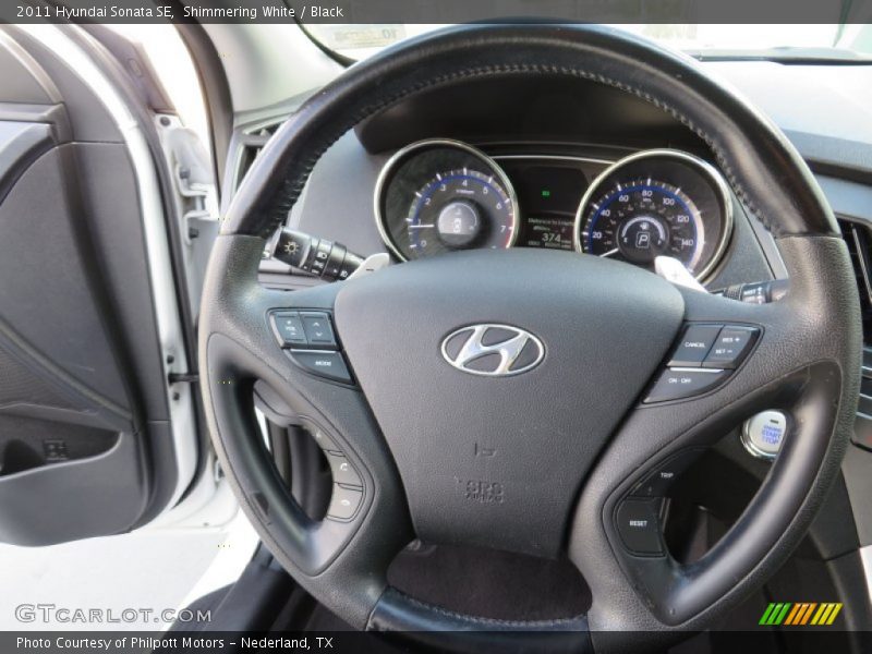 Shimmering White / Black 2011 Hyundai Sonata SE