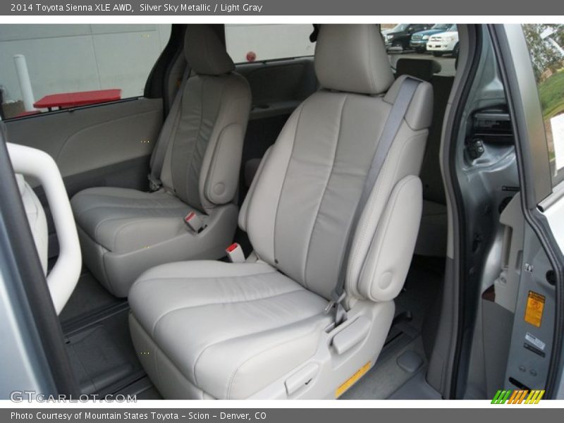 Silver Sky Metallic / Light Gray 2014 Toyota Sienna XLE AWD