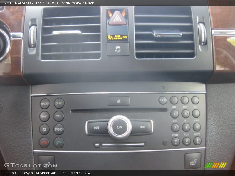 Arctic White / Black 2011 Mercedes-Benz GLK 350