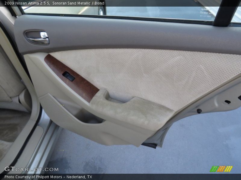 Sonoran Sand Metallic / Blond 2009 Nissan Altima 2.5 S