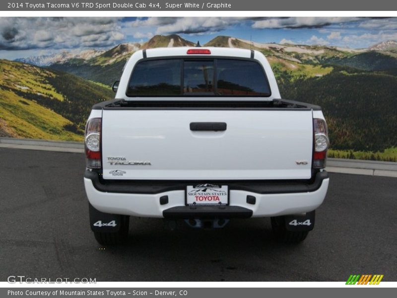 Super White / Graphite 2014 Toyota Tacoma V6 TRD Sport Double Cab 4x4