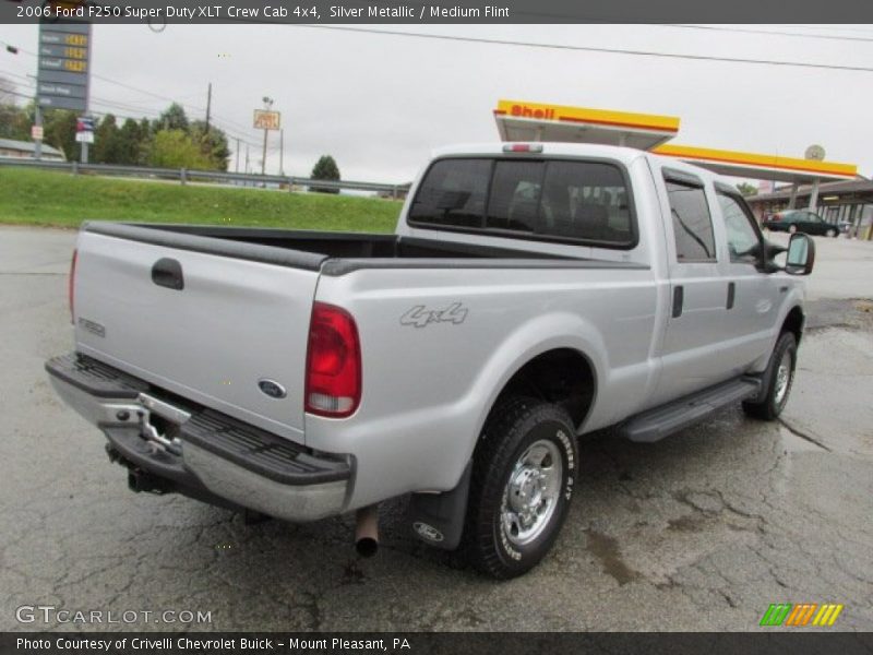 Silver Metallic / Medium Flint 2006 Ford F250 Super Duty XLT Crew Cab 4x4