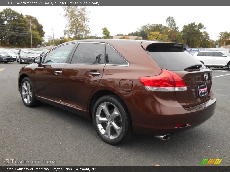 Sunset Bronze Mica / Ivory 2010 Toyota Venza V6 AWD