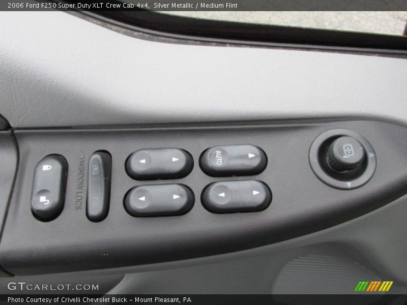 Silver Metallic / Medium Flint 2006 Ford F250 Super Duty XLT Crew Cab 4x4